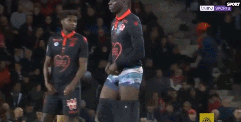 2025／26赛季英超：赛程密集应对策略！切尔西将进行阵容轮换（英超2025／26赛季赛程紧凑，切尔西将启用阵容轮换方案）