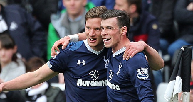 杰伦·布朗本赛季已经10次单节砍下15+，高居联盟第一