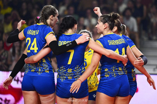 梦开始的地方：英冠最佳年轻球员奥利塞20-21赛季个人秀（追梦起点：英冠年度最佳新秀奥利塞20／21赛季集锦）