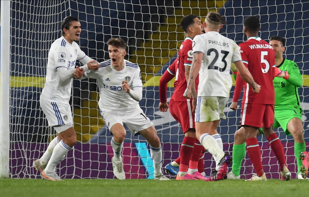 纳格尔斯曼与女友参加马拉松节目，呼吁为慈善活动捐款（纳格尔斯曼携女友亮相马拉松节目，号召为公益募捐）