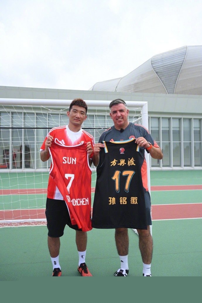 【电脑壁纸】——卡尼吉亚，1991年2月24日，...（卡尼吉亚 · 1991年2月24日 · 电脑壁纸...）