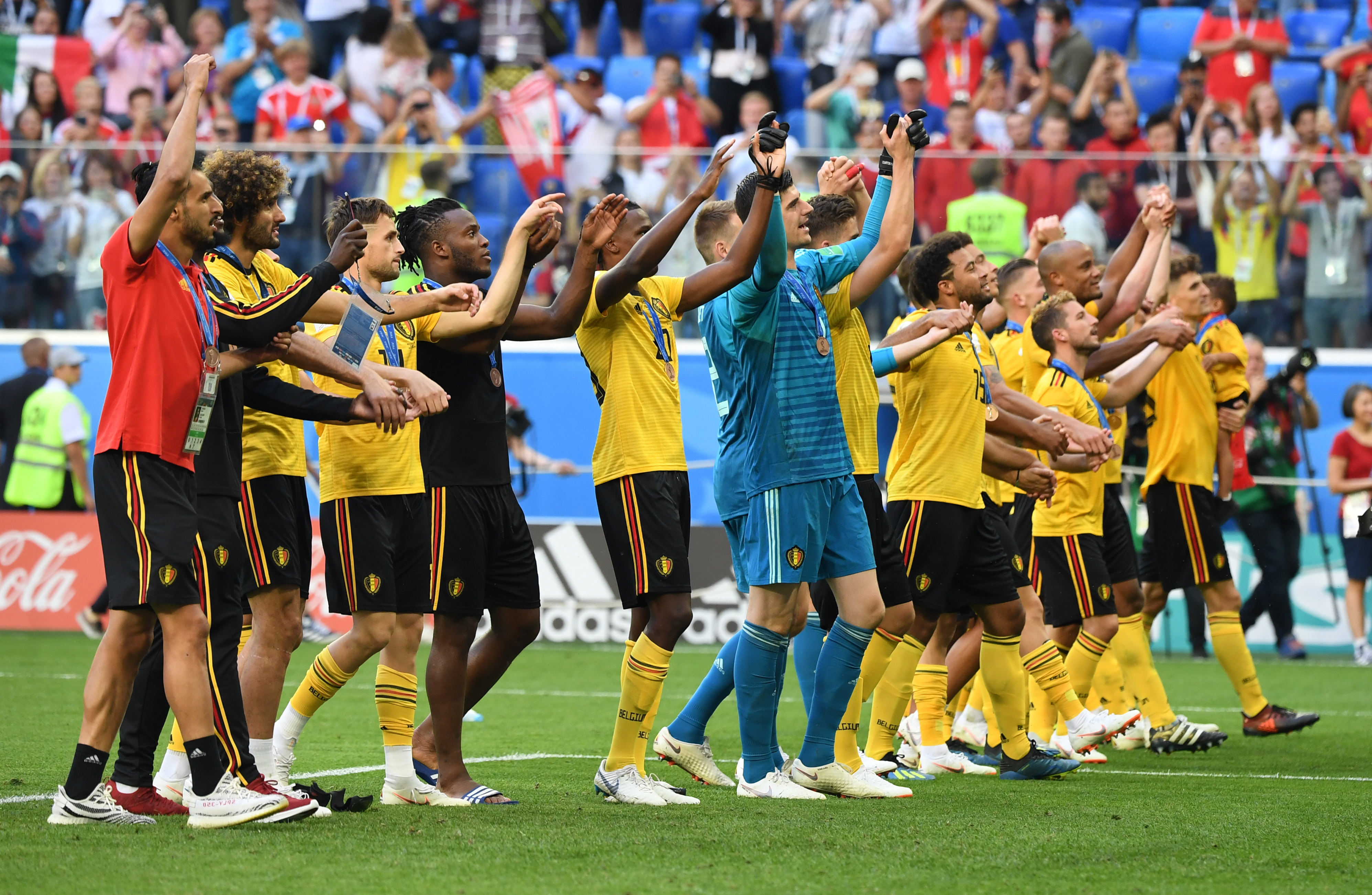 生涯首次攻破科莫球门，劳塔罗意甲对阵30支球队取得过进球（生涯首破科莫球门，劳塔罗已在意甲对30队取得进球）